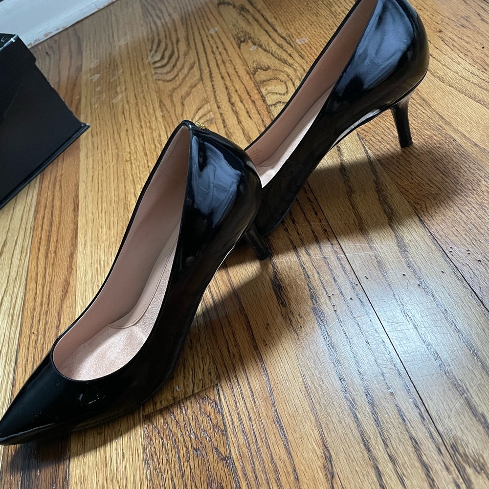 Cold Haan pumps - Picture 3 of 10
